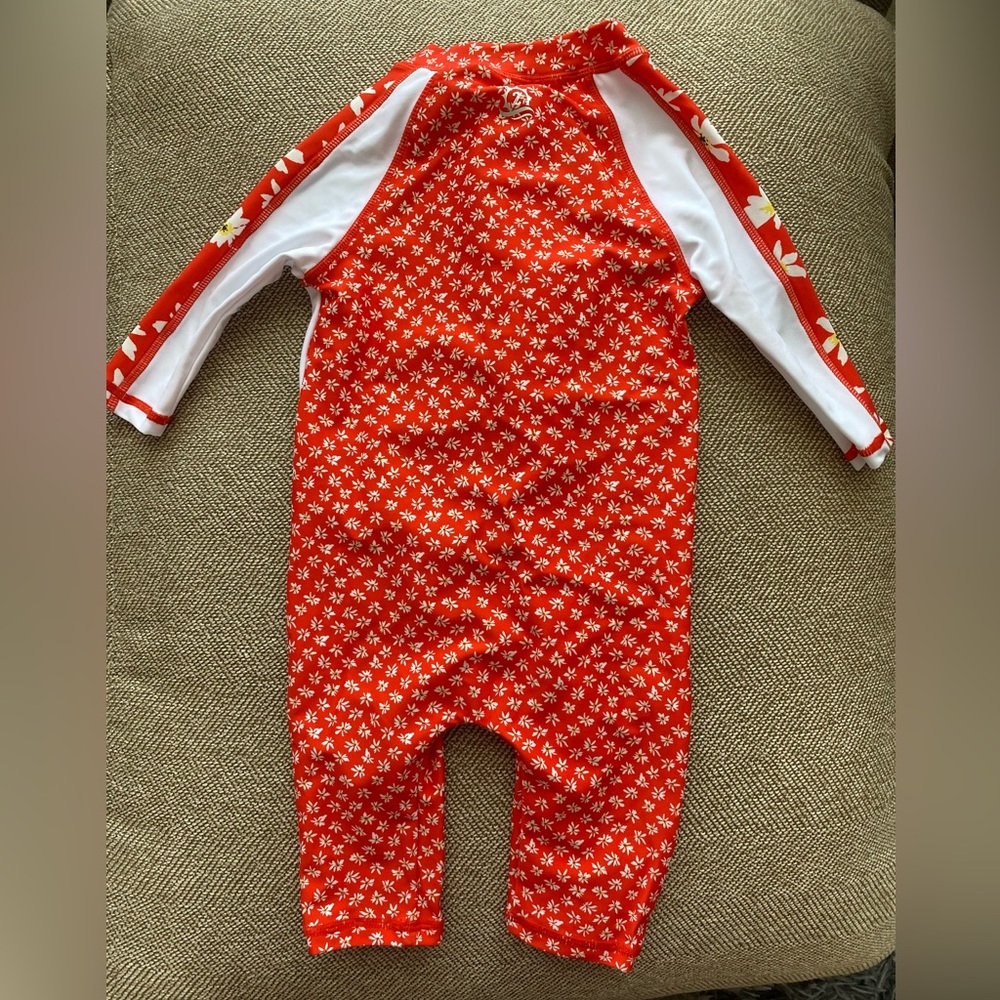 SwimZip Kids Red Rashguard - Picture 4 of 14